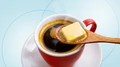 Caffè antiproiettile senza miti: cosa ottieni aggiungendo il burro alla tua tazza del mattino